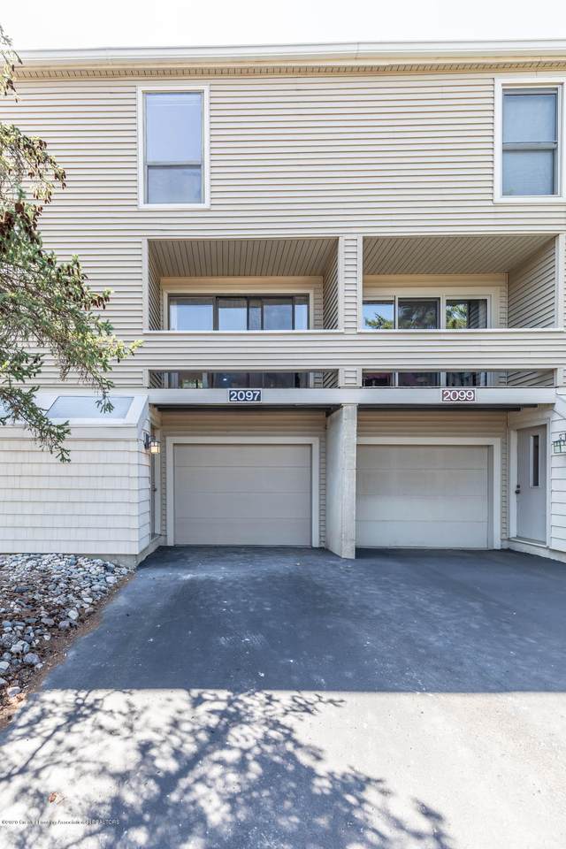 2097 Fox Hollow Drive - Photo 1