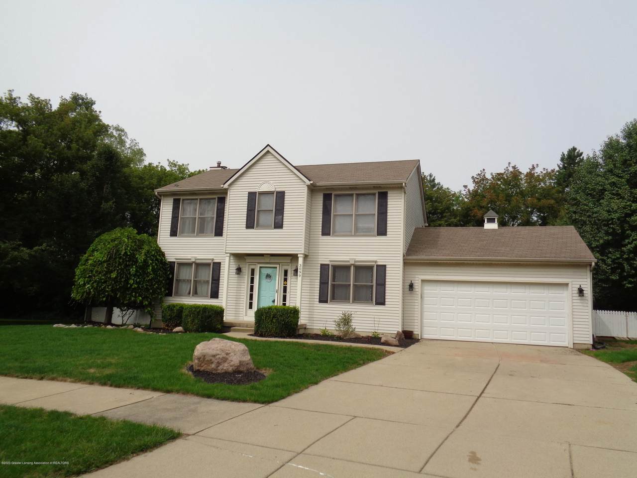 3099 Rosehill Drive - Photo 1