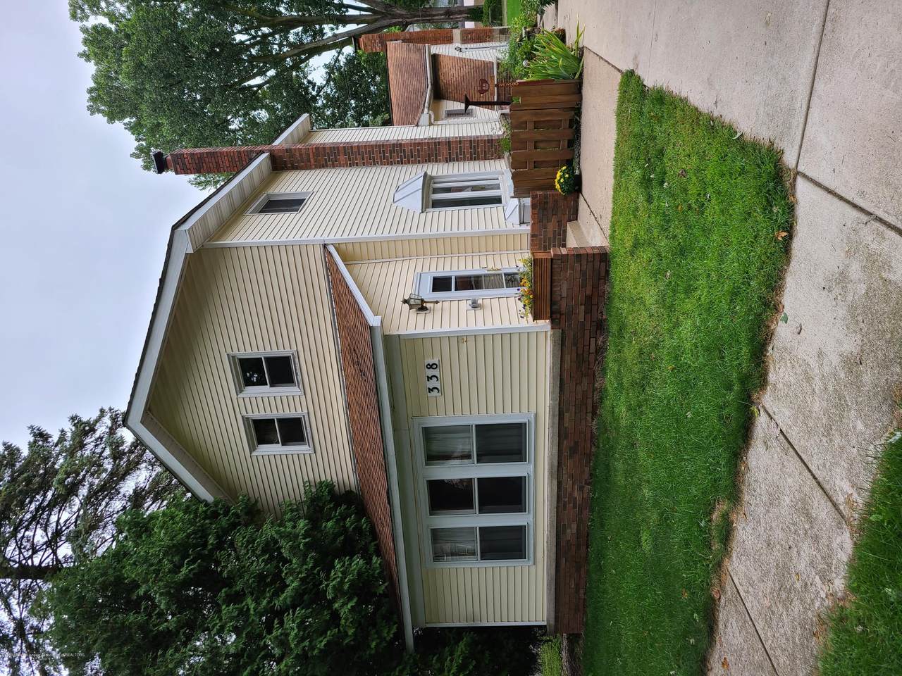 338 Green - Photo 1