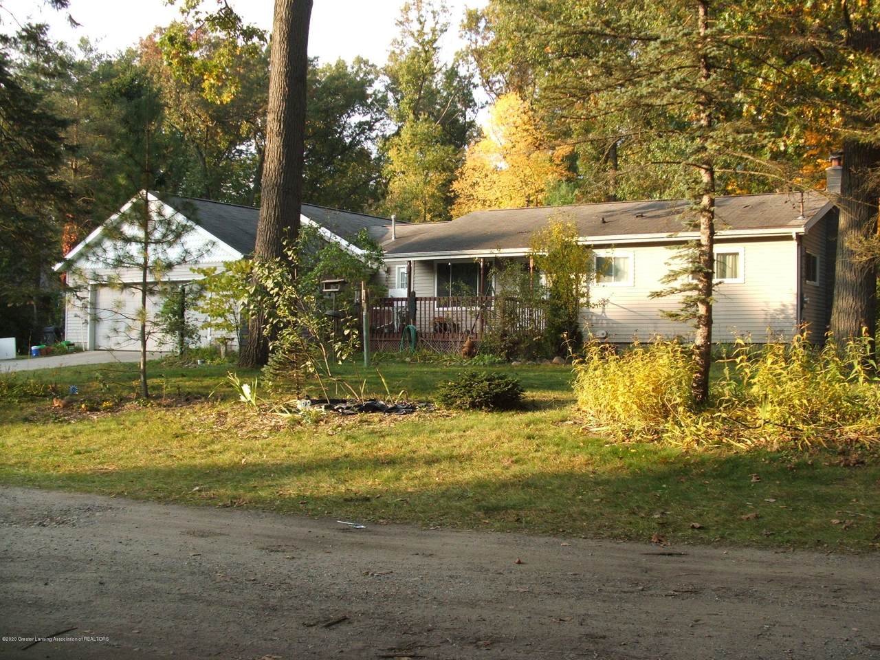 15617 Chandler Road - Photo 1
