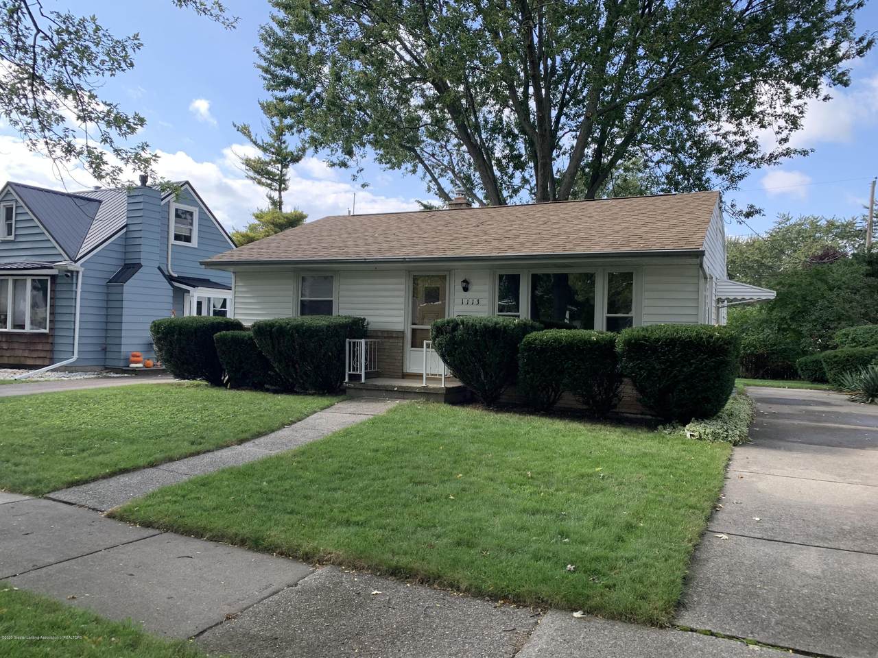 1113 Hayford Avenue - Photo 1