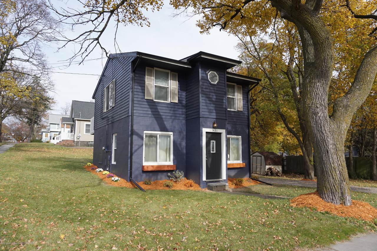 1431 Saginaw Street - Photo 1