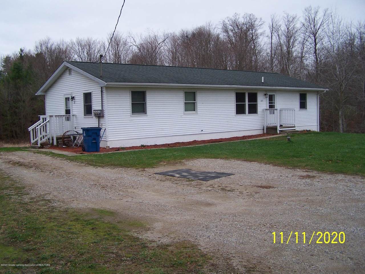 6111 Lawrence Highway - Photo 1