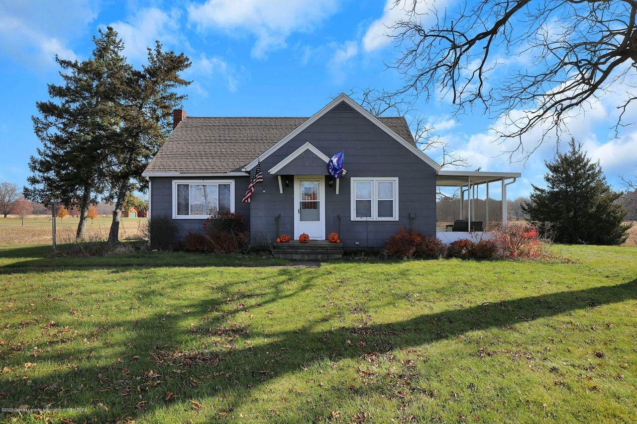 10381 Mccreery Road - Photo 1