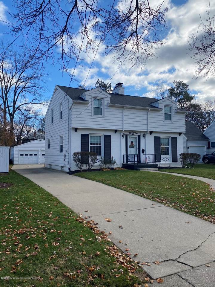 812 Foster - Photo 1