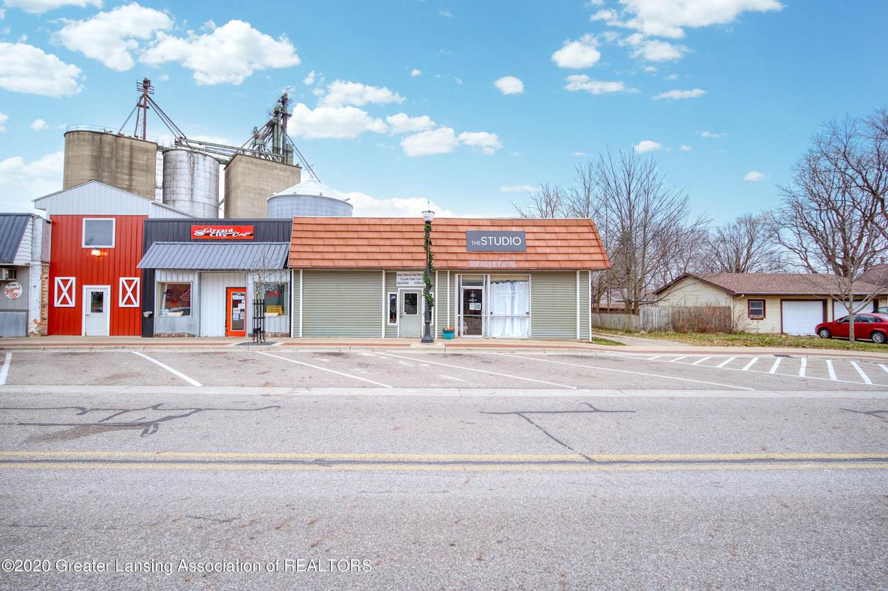 112 Main Street - Photo 1