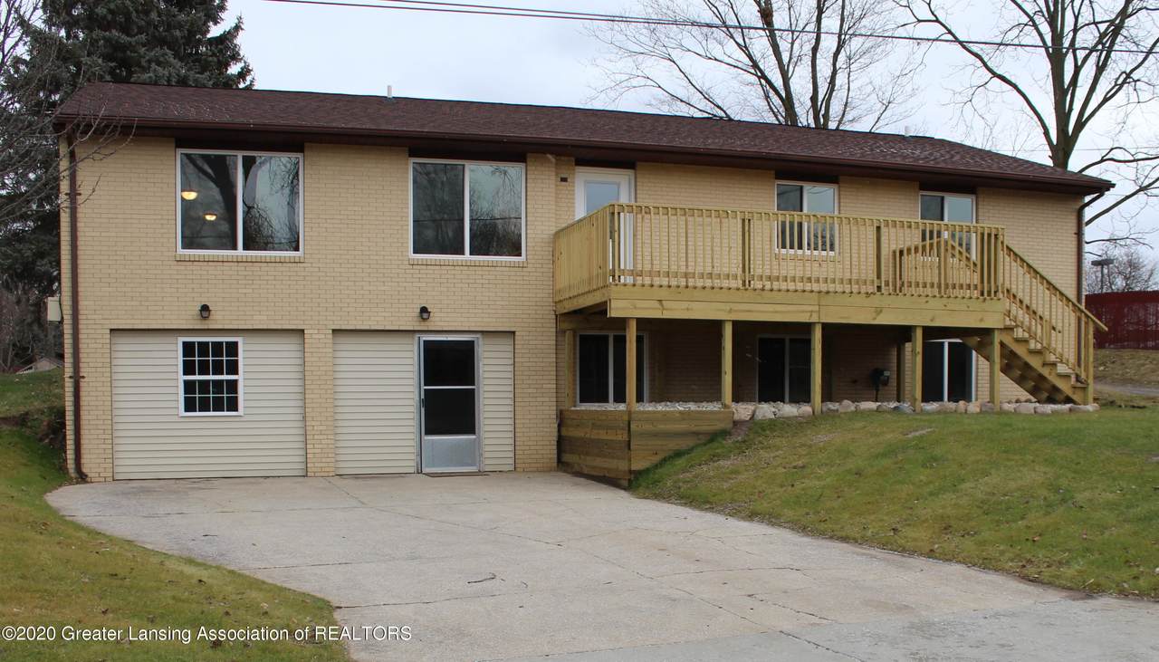 414 Railroad Street - Photo 1