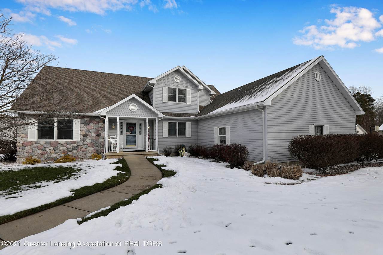 11689 Woodspointe Drive - Photo 1
