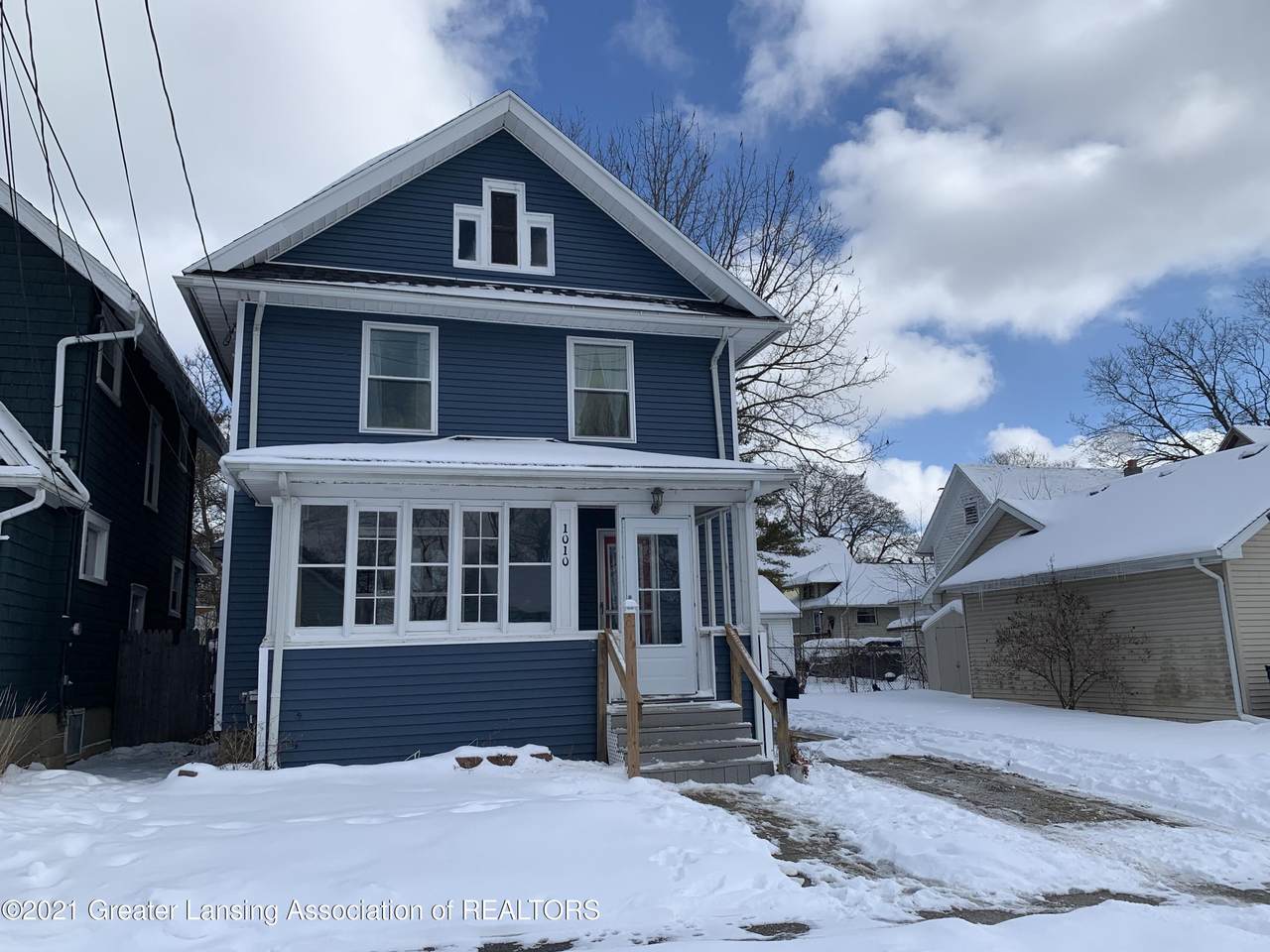 1010 Chestnut Street - Photo 1