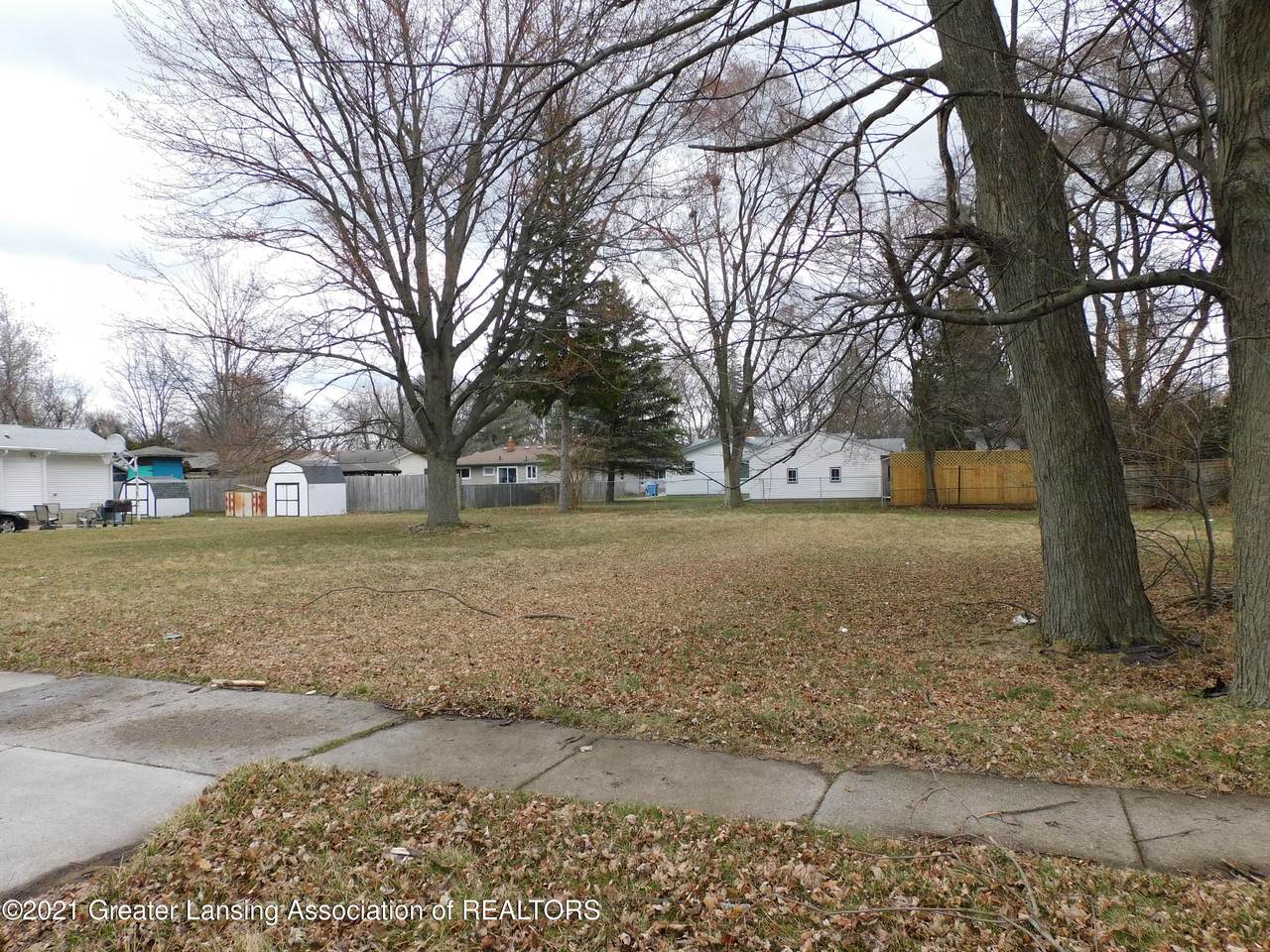 3813 Lowcroft Avenue - Photo 1