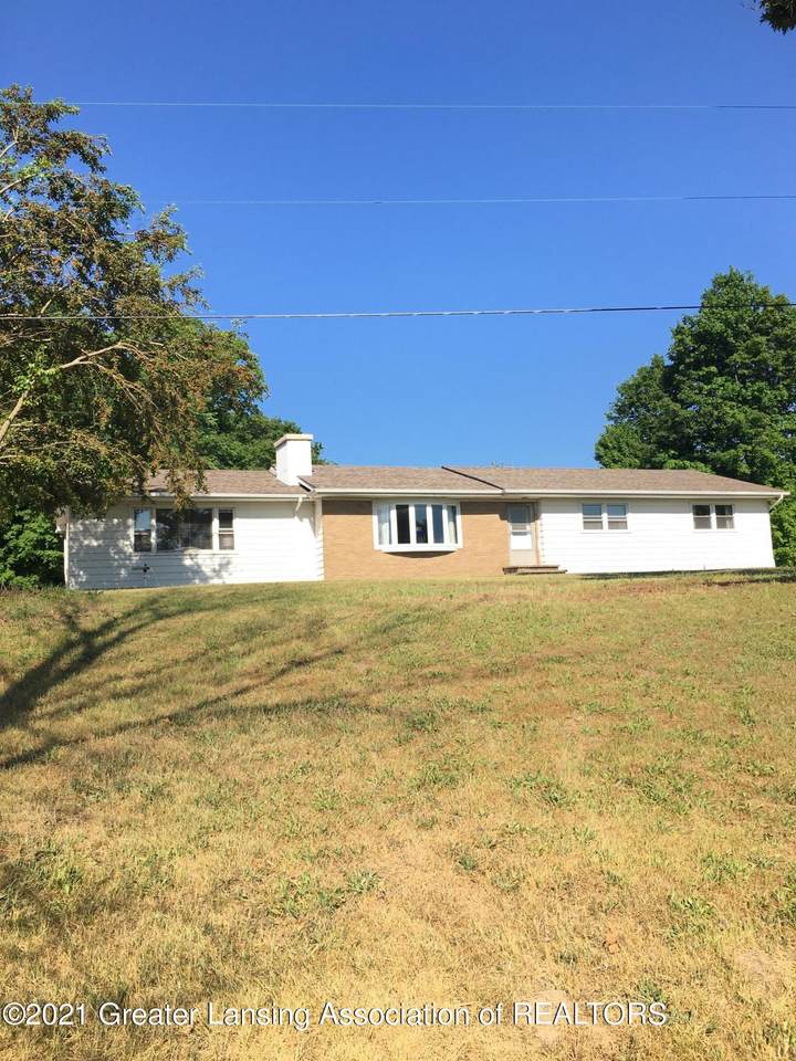 11501 Sunfield Highway - Photo 1