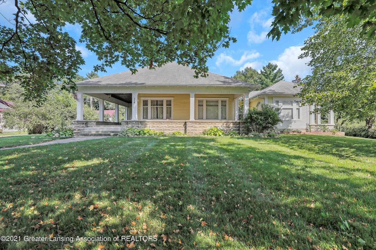 215 East Street - Photo 1
