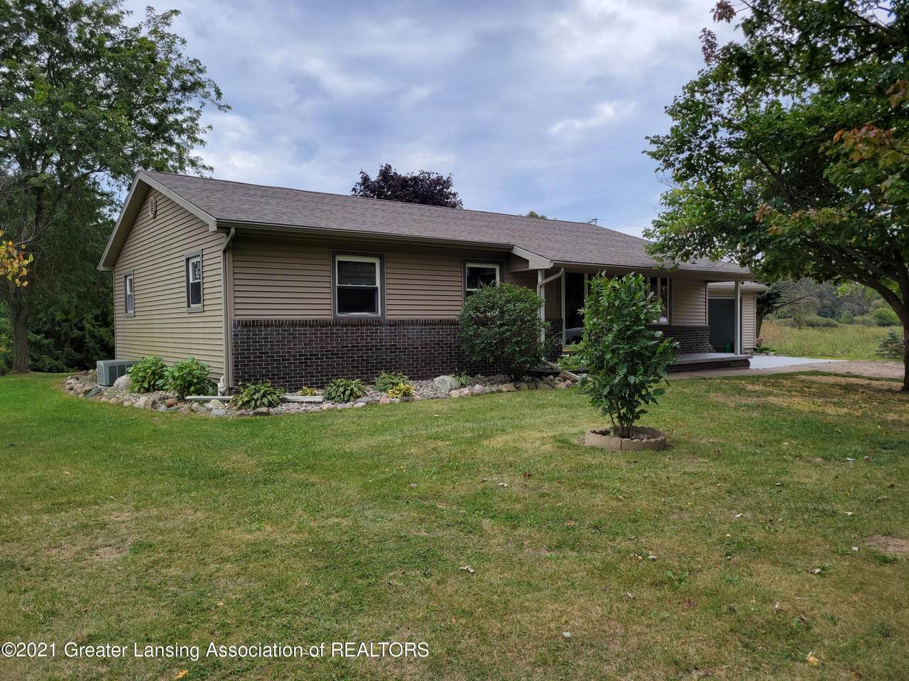 11586 Dow Road - Photo 1
