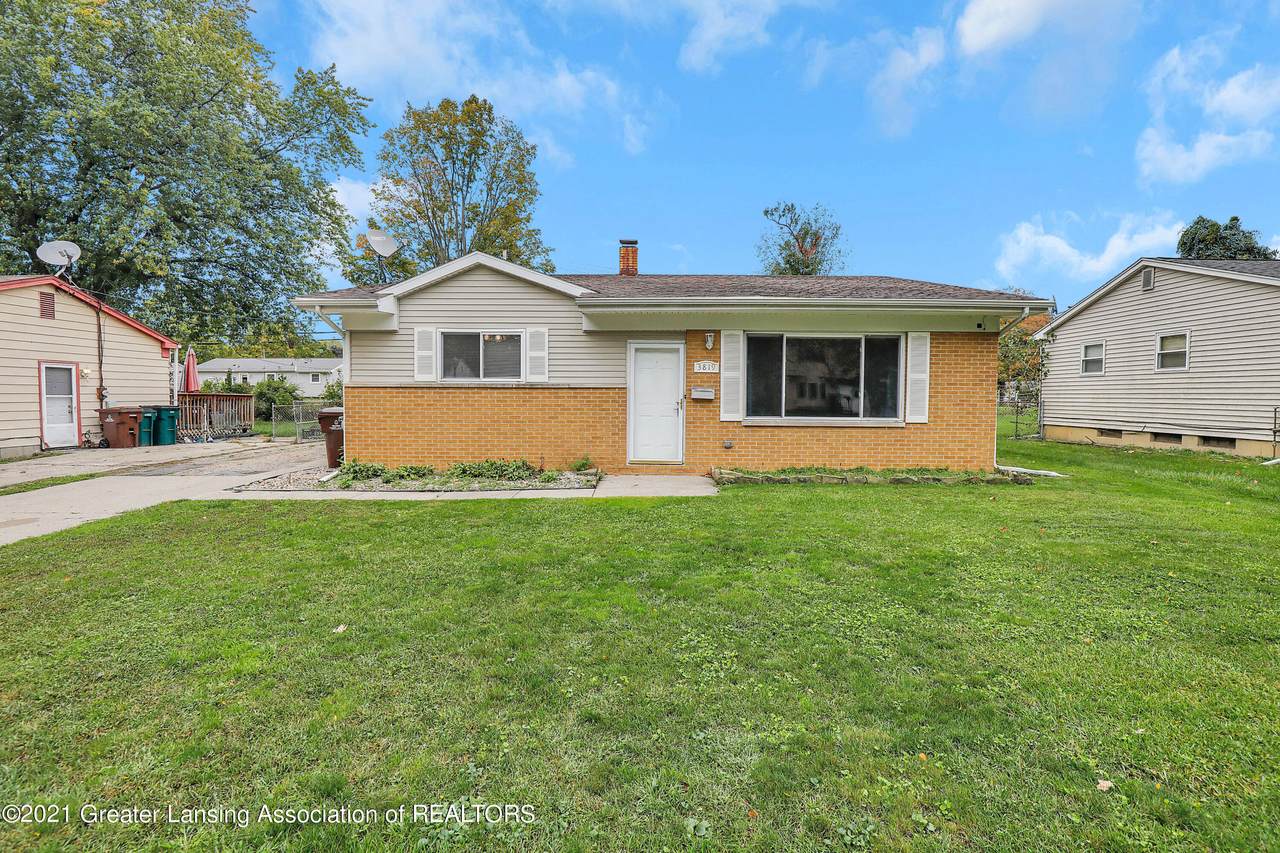 3819 Wainwright Avenue - Photo 1