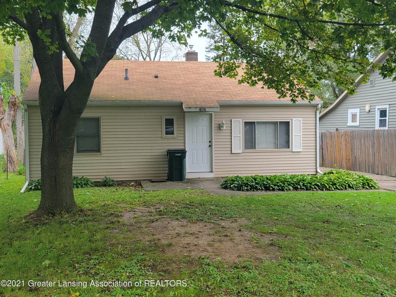 404 Paulson Street - Photo 1
