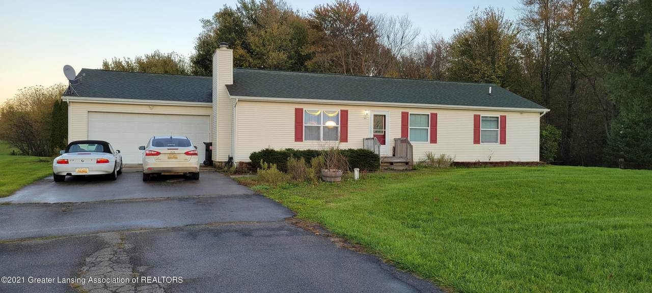 2393 St. Clair Road - Photo 1
