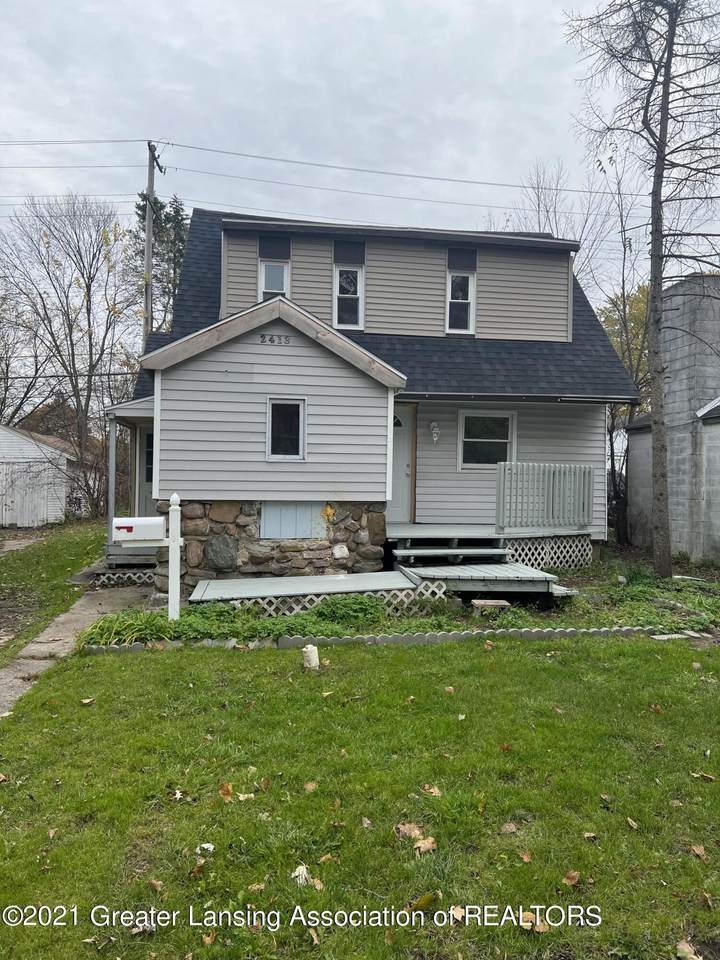 2413 Pennsylvania Avenue - Photo 1