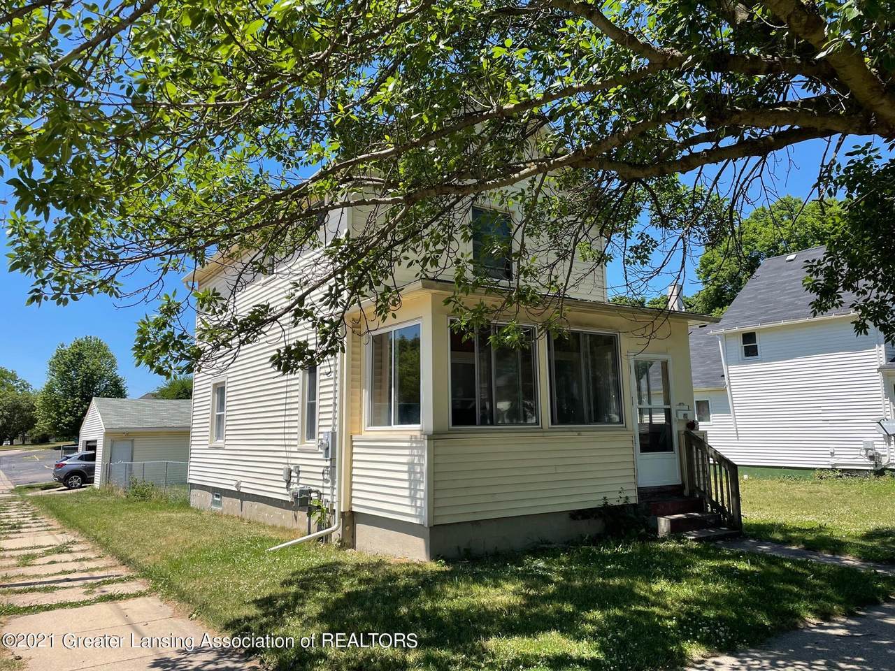 518 Pennsylvania Avenue - Photo 1