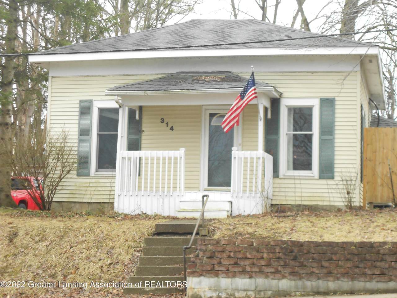 314 Ash Street - Photo 1