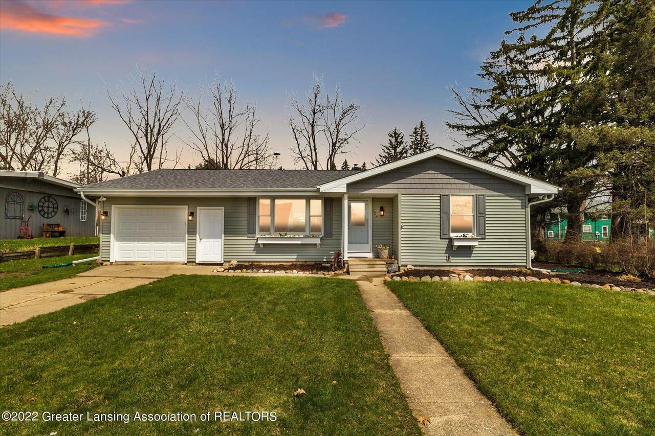 104 4th Street - Photo 1