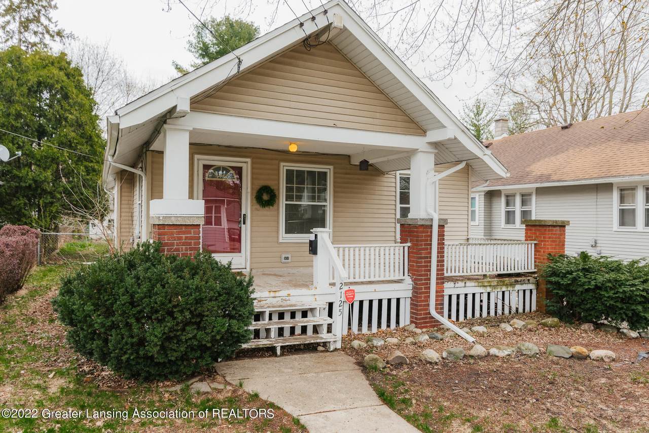 2125 Forest Avenue - Photo 1