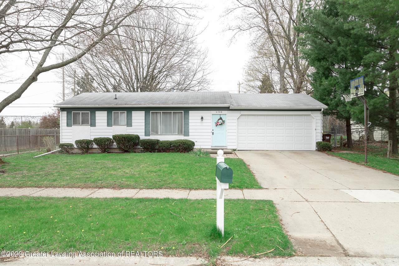 4388 Stonehurst Avenue - Photo 1