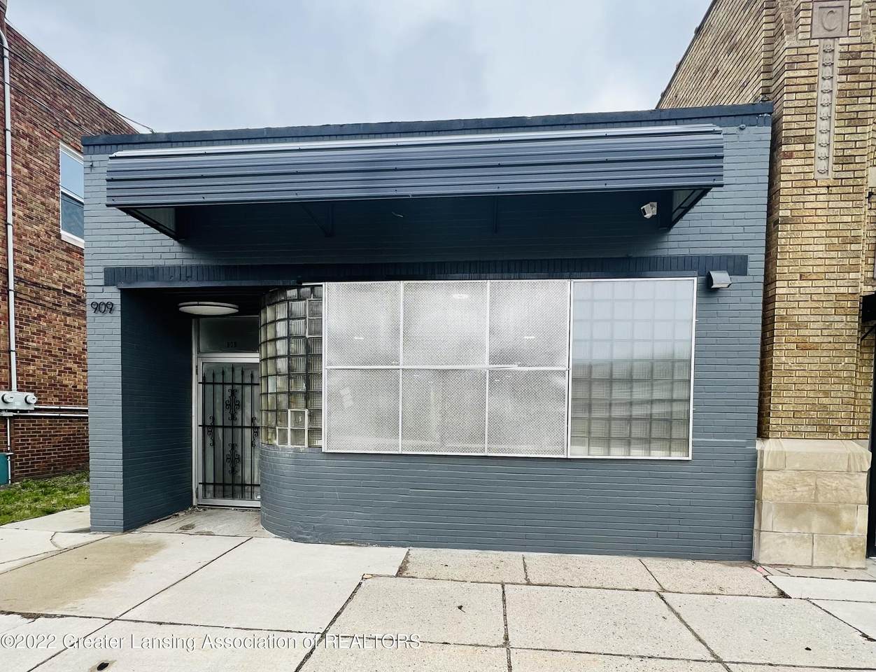 909 Saginaw St. Street - Photo 1