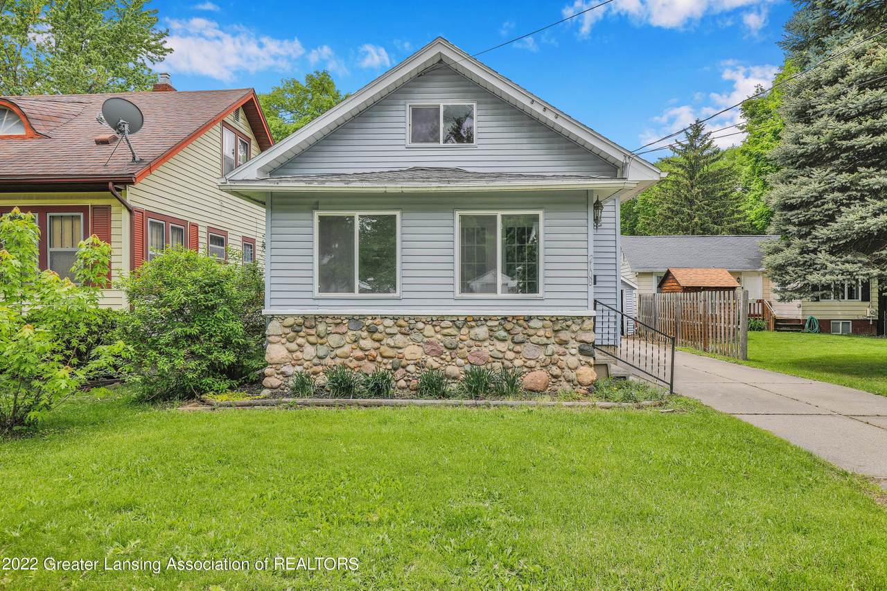 2108 Lyons Avenue - Photo 1