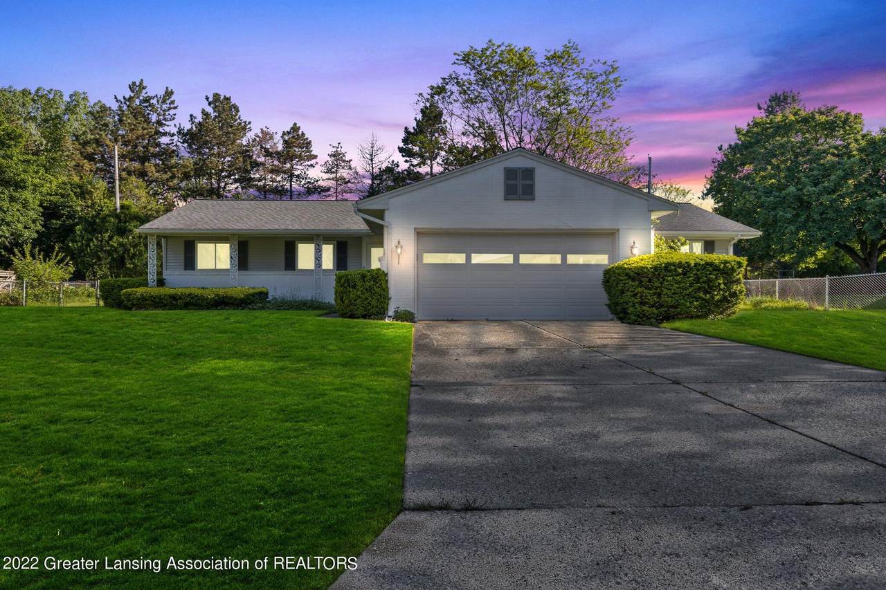 4740 Grandwoods Drive - Photo 1
