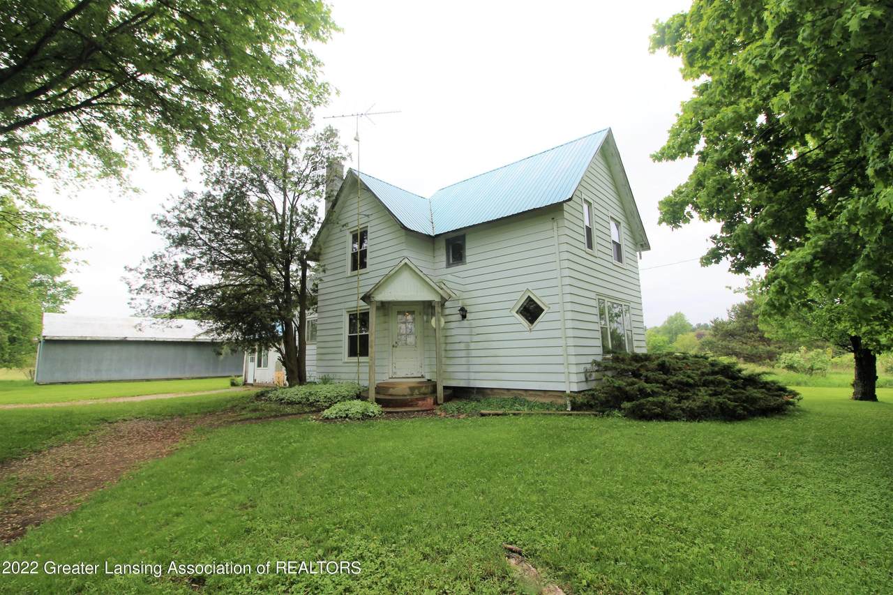 1298 Maple Rapids Road - Photo 1