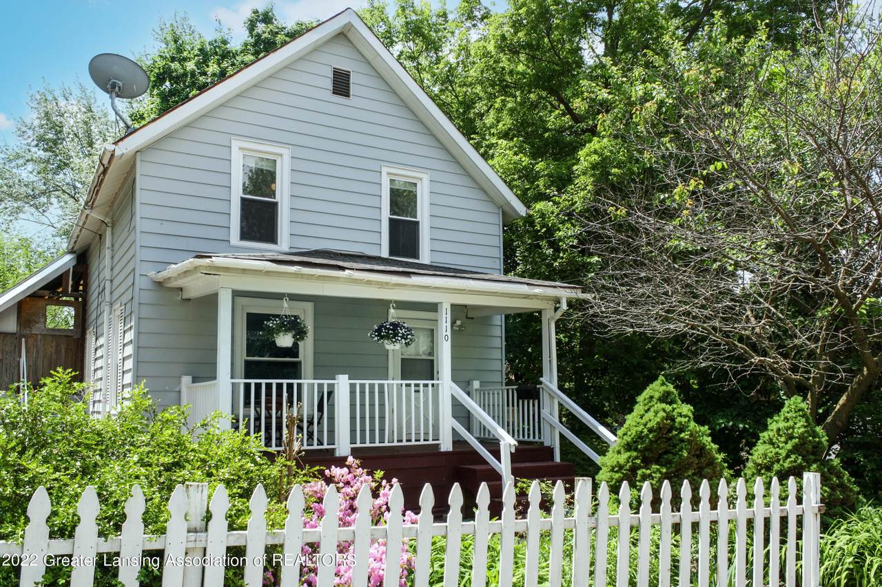 1110 Oak Street - Photo 1