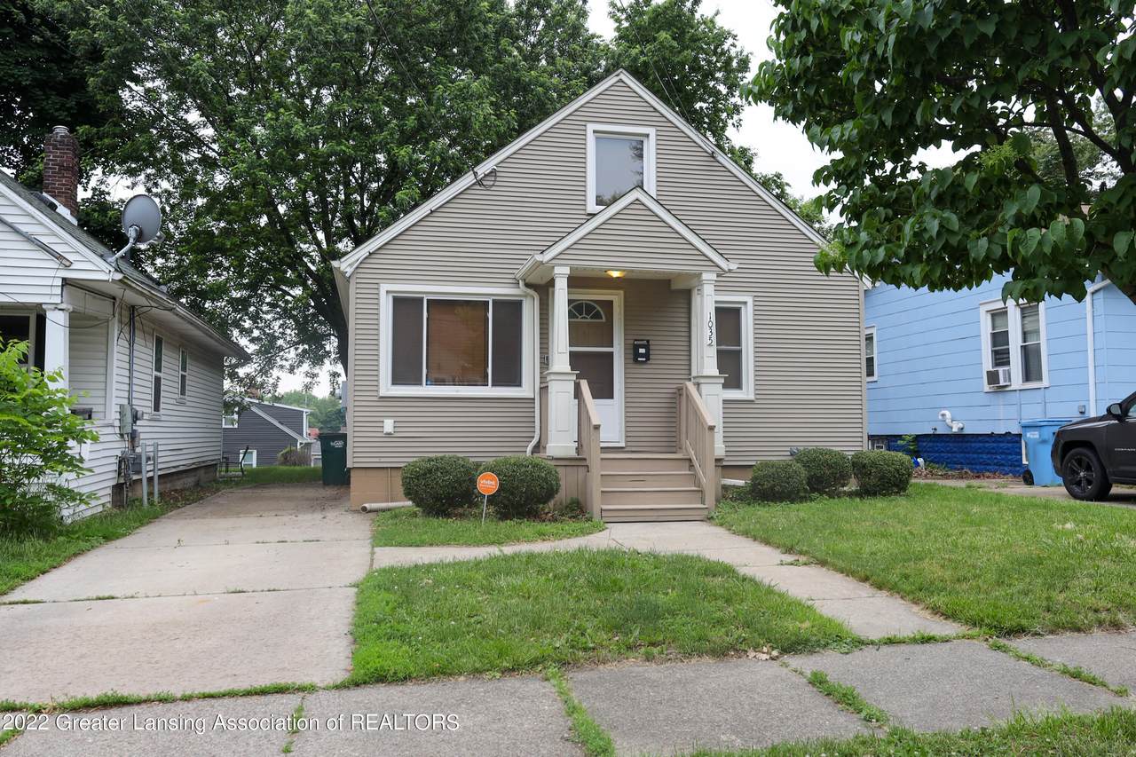 1035 Queen Street - Photo 1