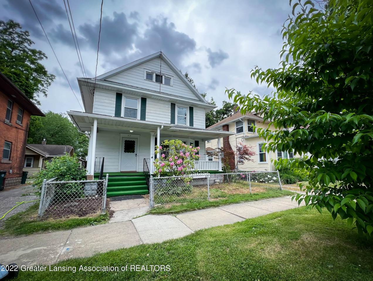 717 Genesee Street - Photo 1