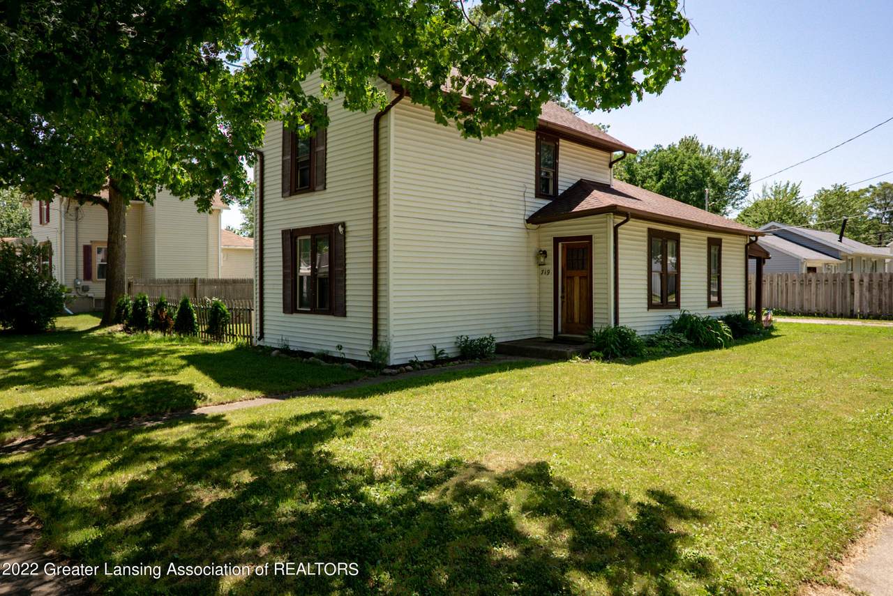 719 Ottawa Street - Photo 1