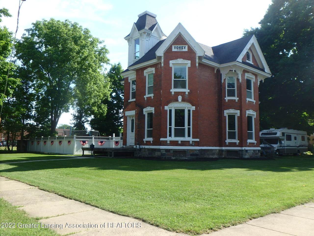 345 Horatio Street - Photo 1