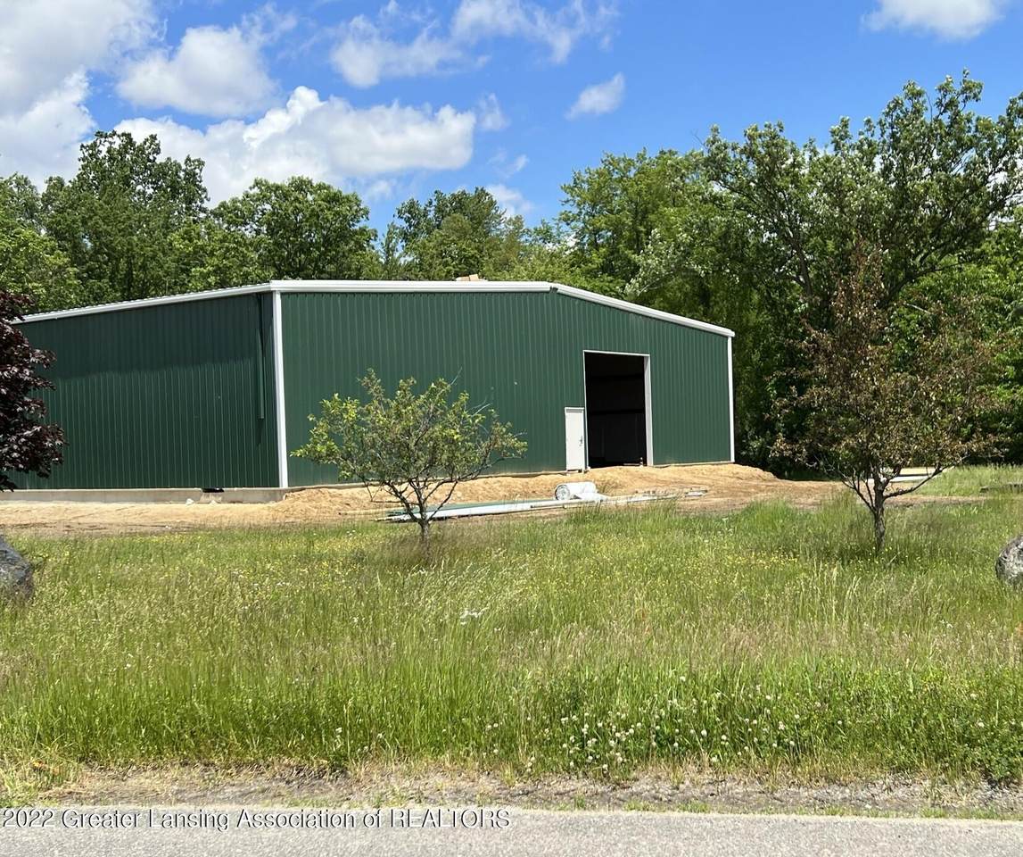 10525 Bennett Drive - Photo 1