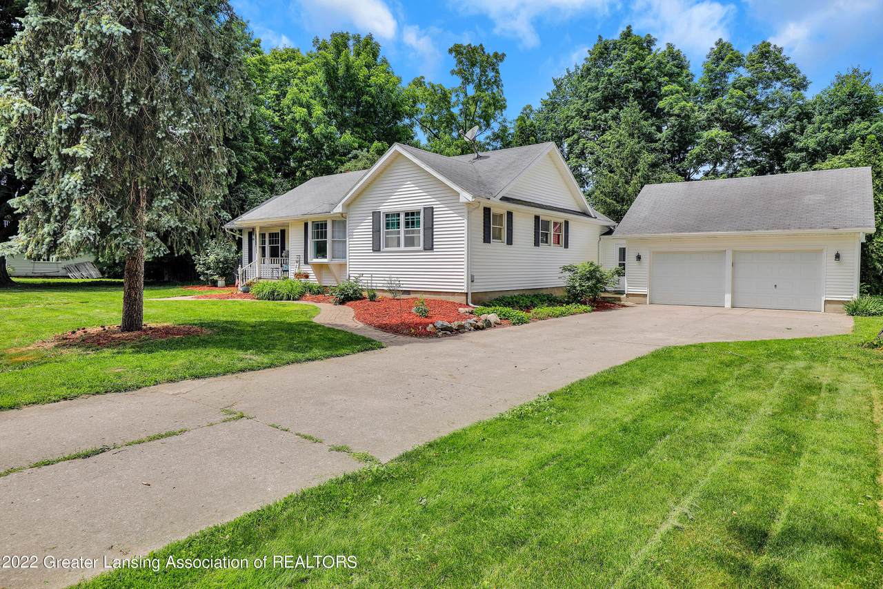 121 Maple Street - Photo 1