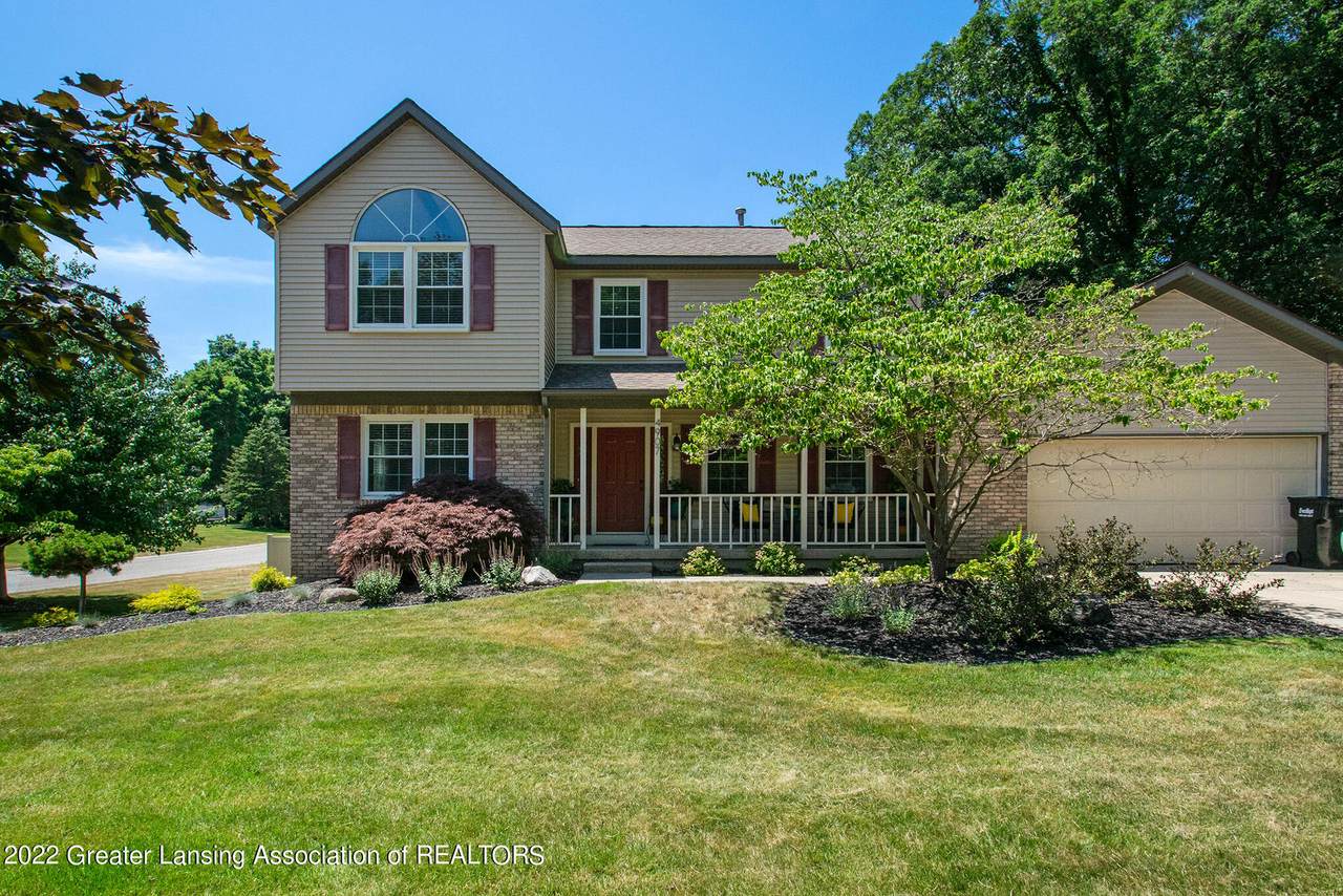4907 Chableau Drive - Photo 1