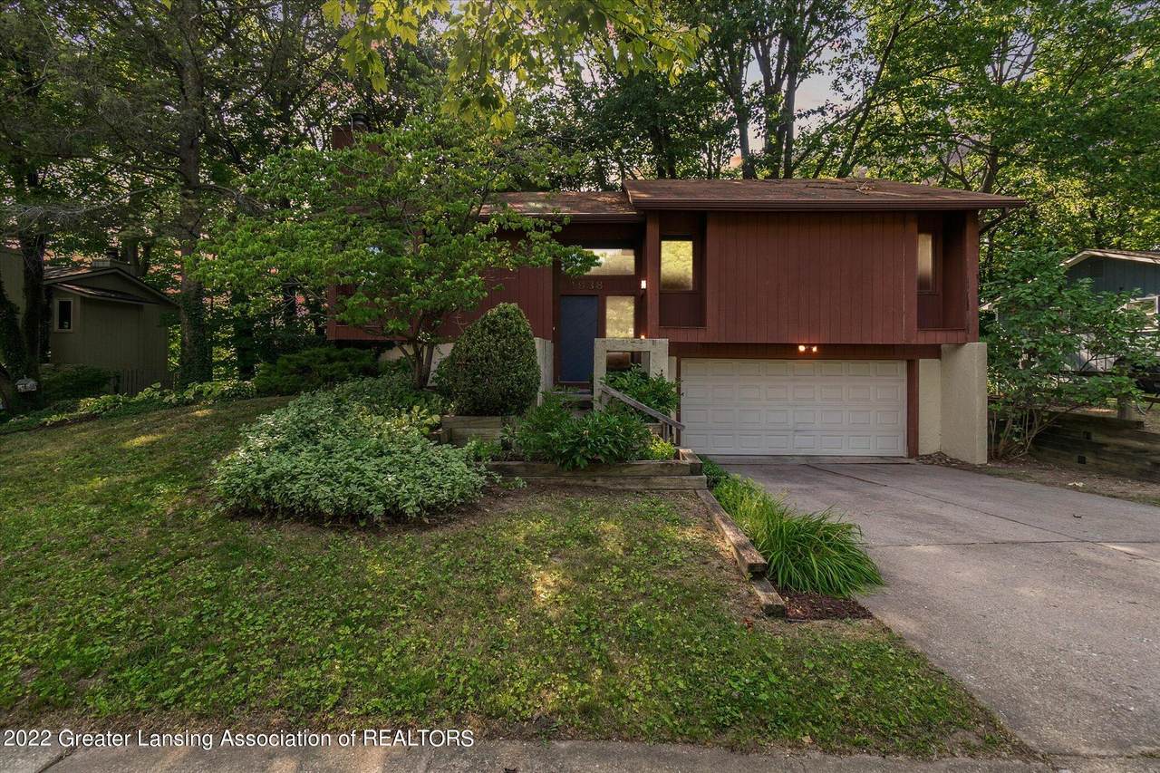 1938 Briarwood Drive - Photo 1