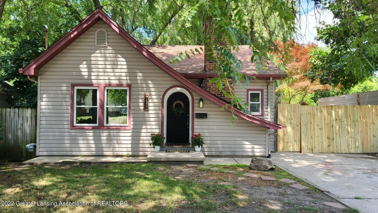 1211 Whyte Street - Photo 1