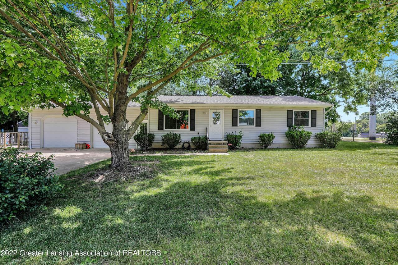427 Hall Street - Photo 1