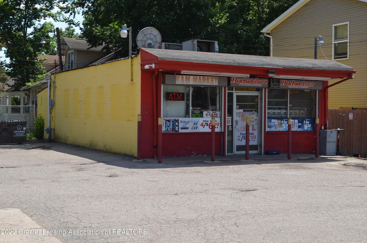 916 Cesar E. Chavez Avenue - Photo 1