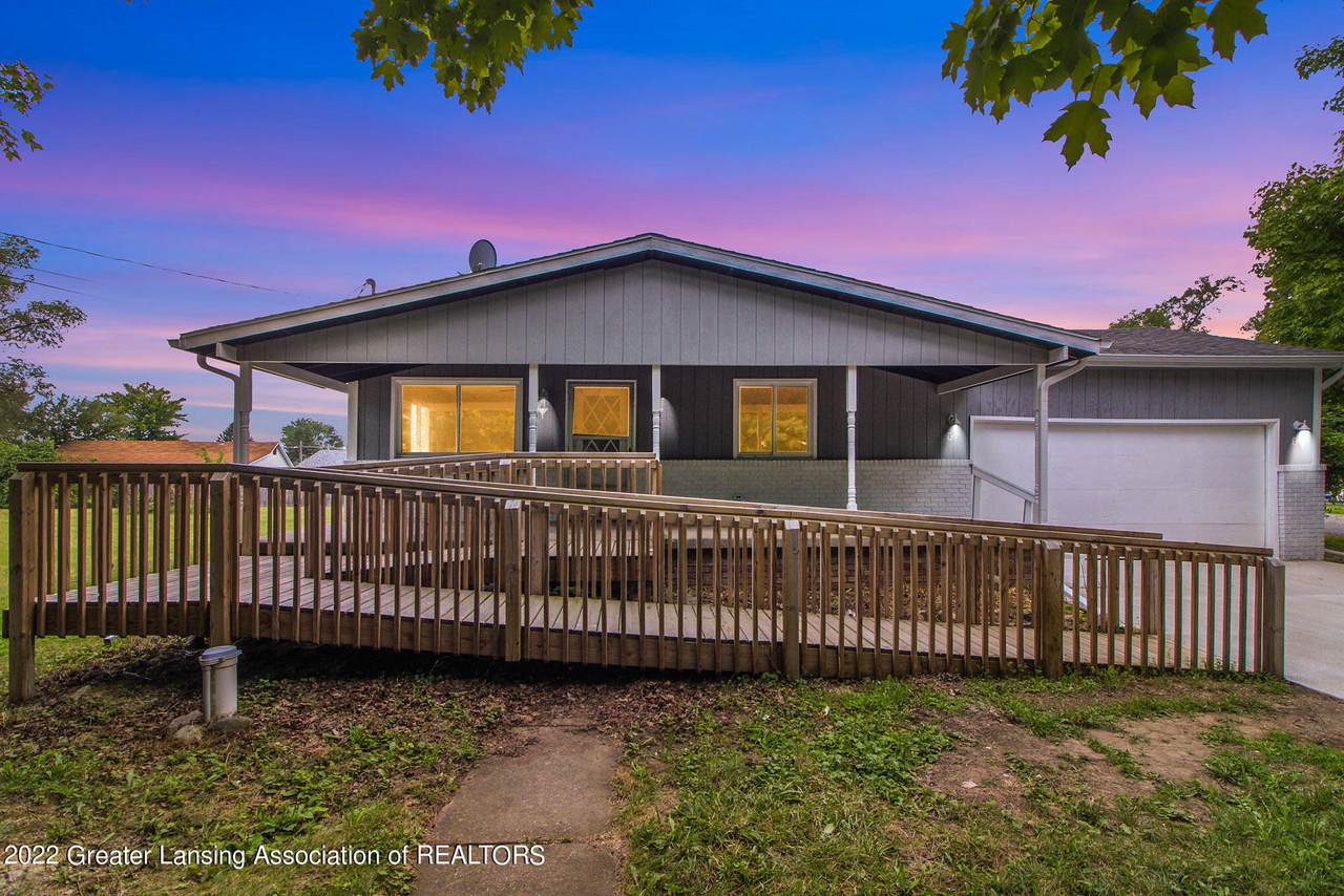 976 Union Street - Photo 1