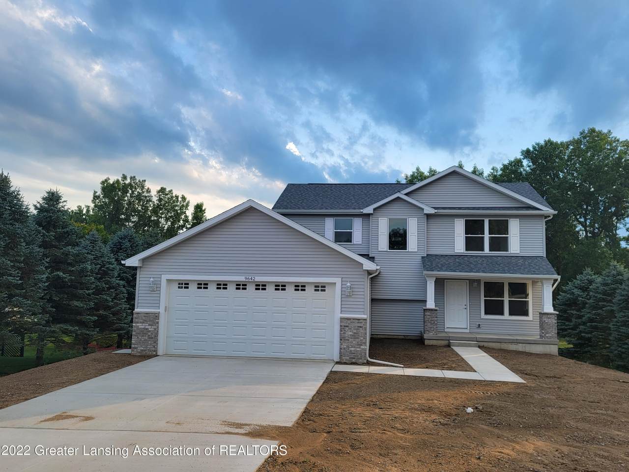 9642 Lakeview Court - Photo 1