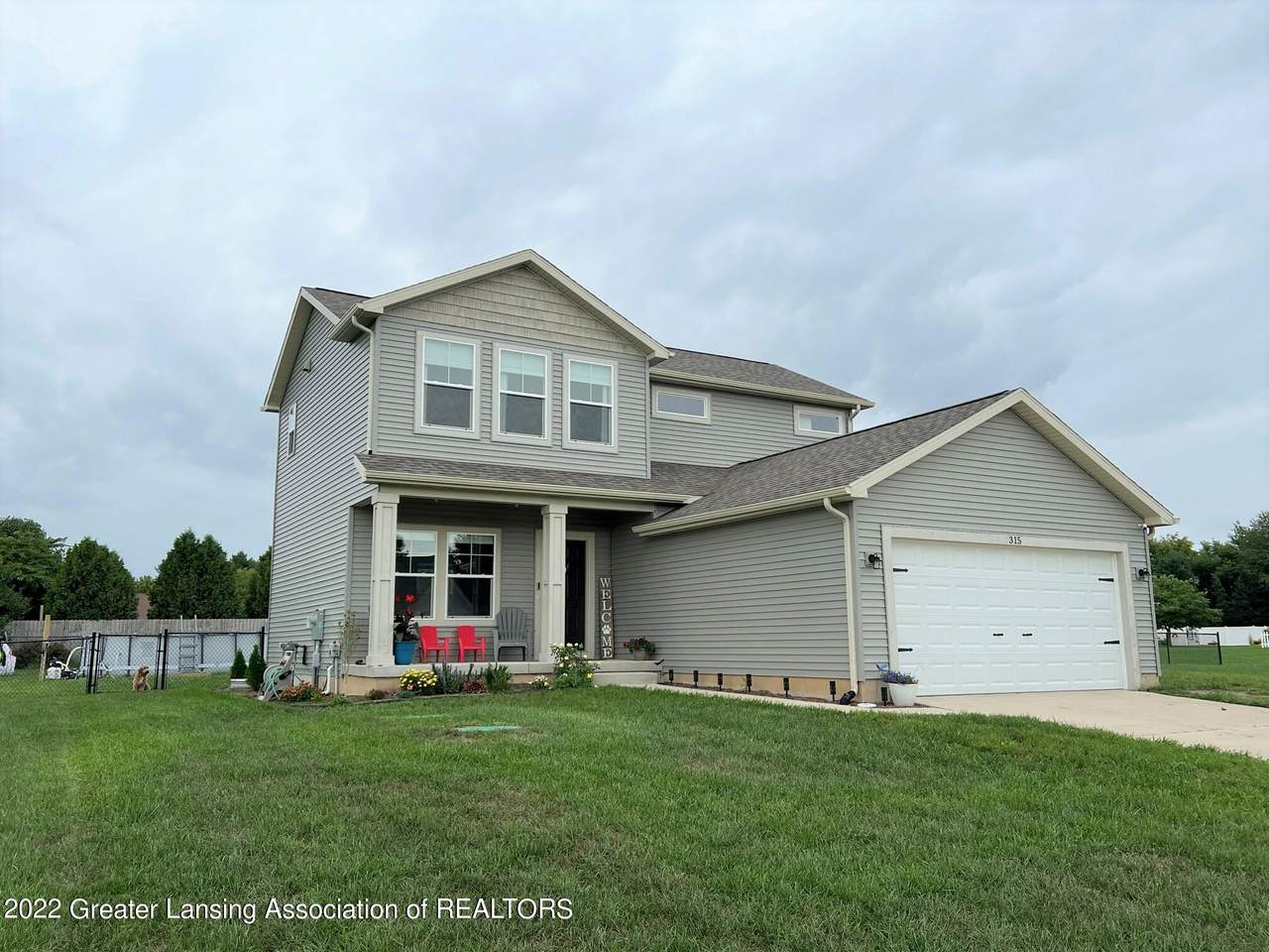 315 Saphire Street - Photo 1