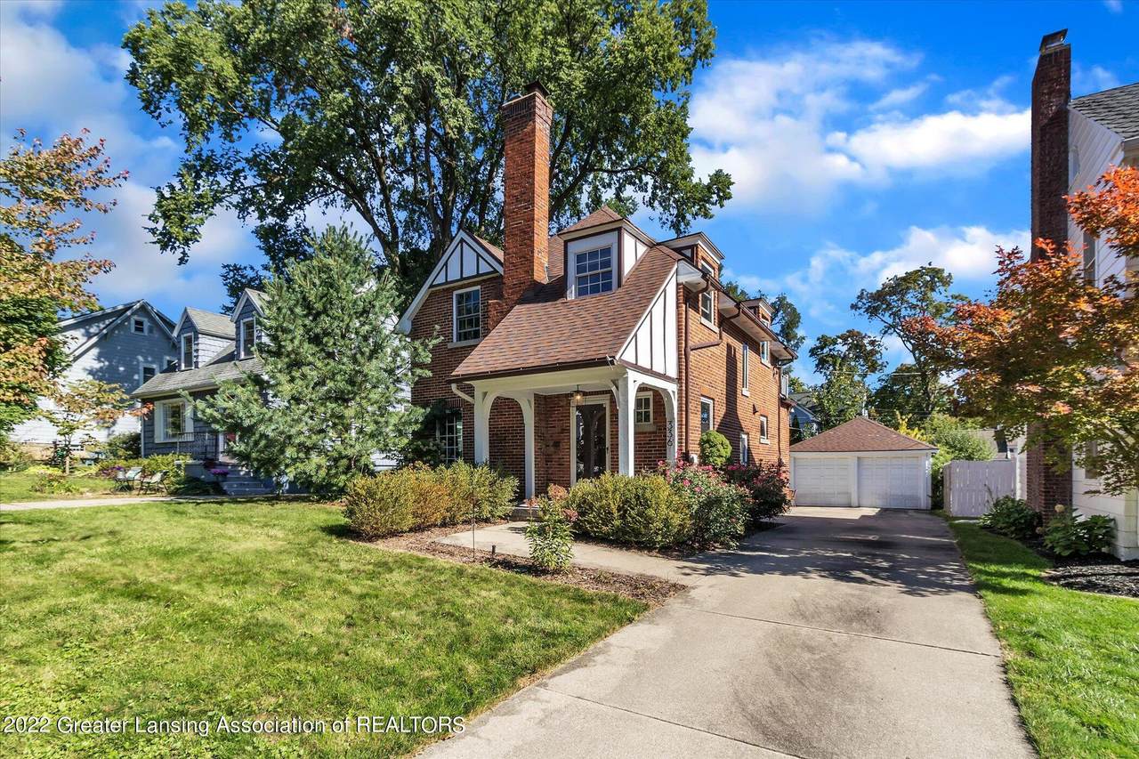 336 University Drive - Photo 1