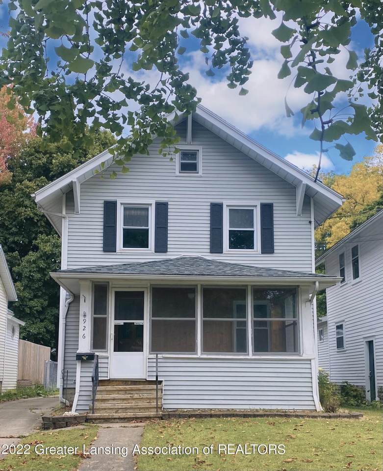 926 Clark Street - Photo 1