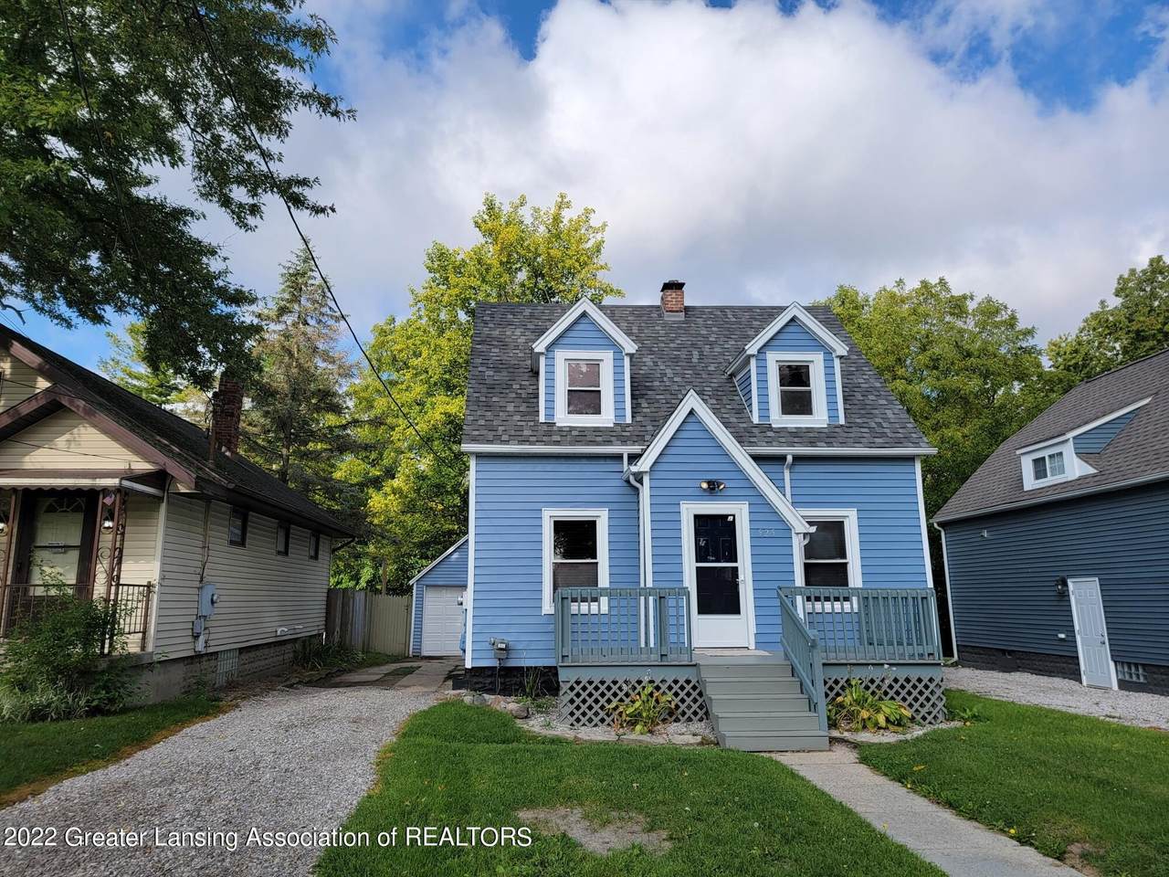 525 Grace Street - Photo 1