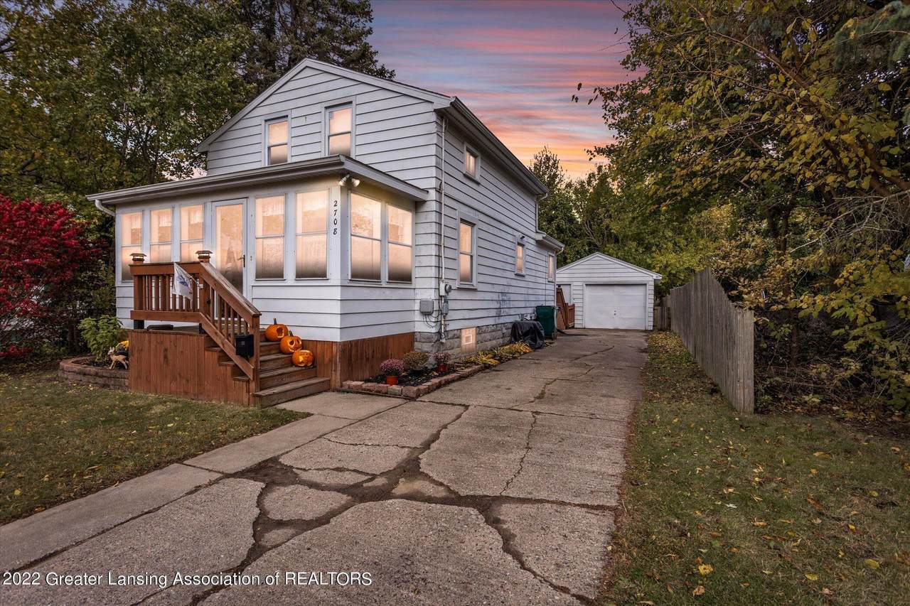 2708 Creston Avenue - Photo 1