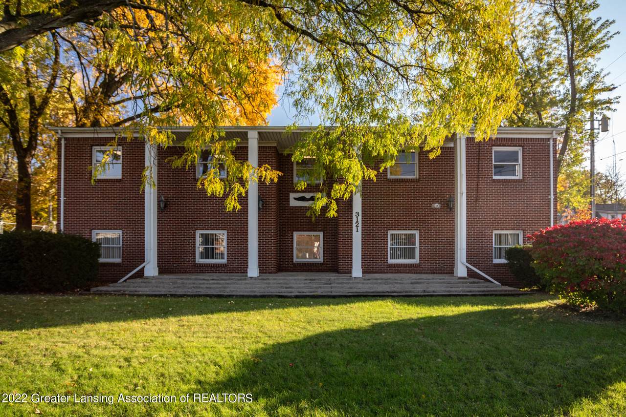3121 Saginaw Street - Photo 1